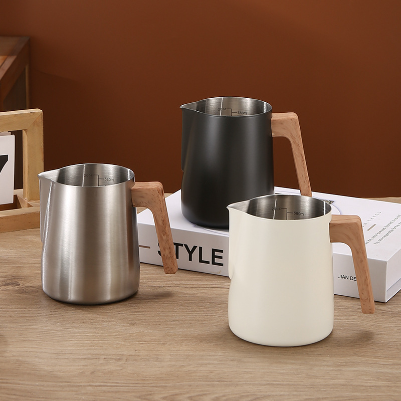 コーヒーミルク泡立てピッチャージャグ 304 ステンレス鋼  - Barista Milk Jug のレビューと価格